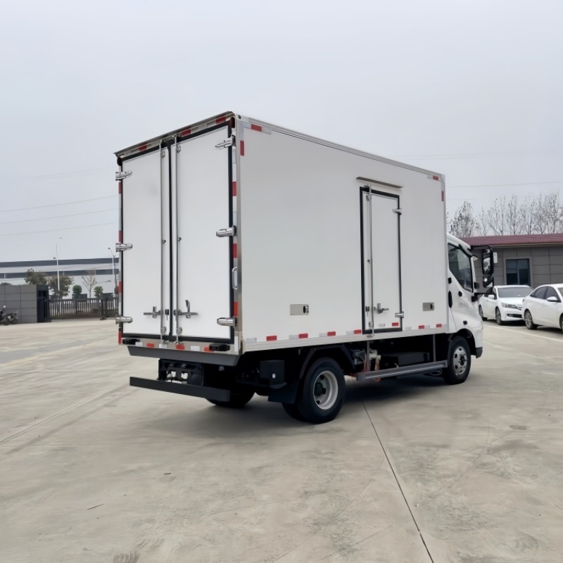 4,2-метровый гибридный рефрижератор BYD T5DM