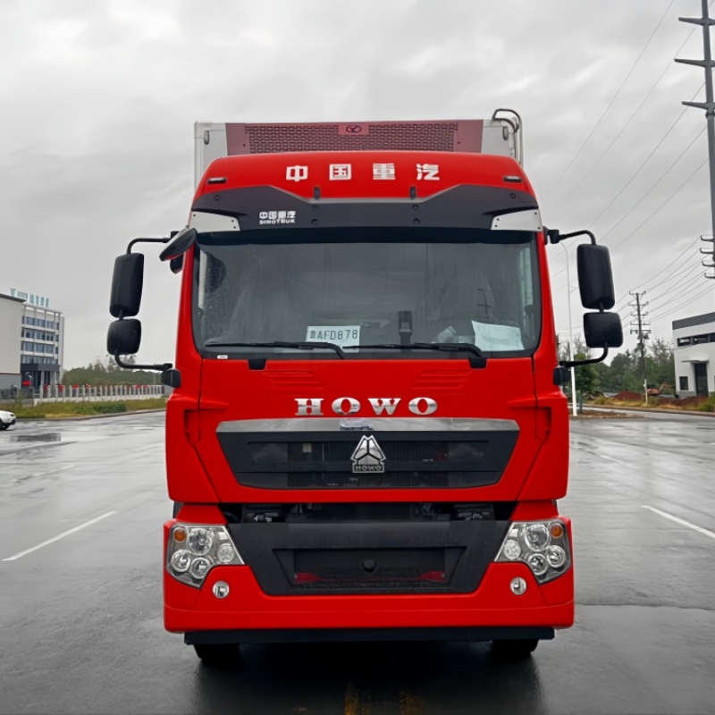 Sinotruk 4×2 single-axle high-efficiency fresh food cold chain transportation truck