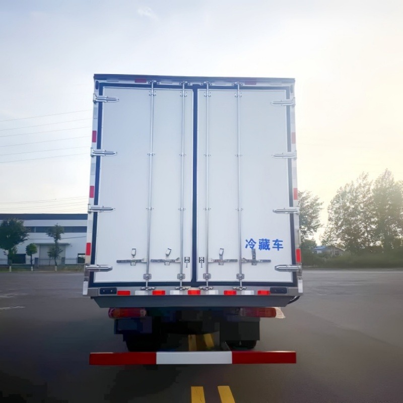 FAW 10000L New Refrigerated Truck for Frozen Meat Transportation