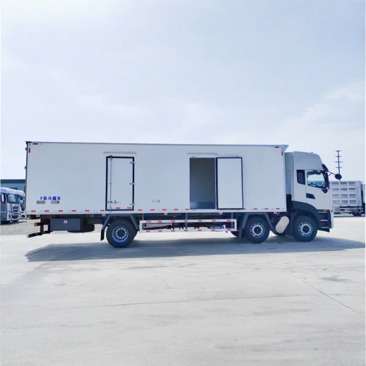 Рефрижераторный грузовик Dongfeng 6x2