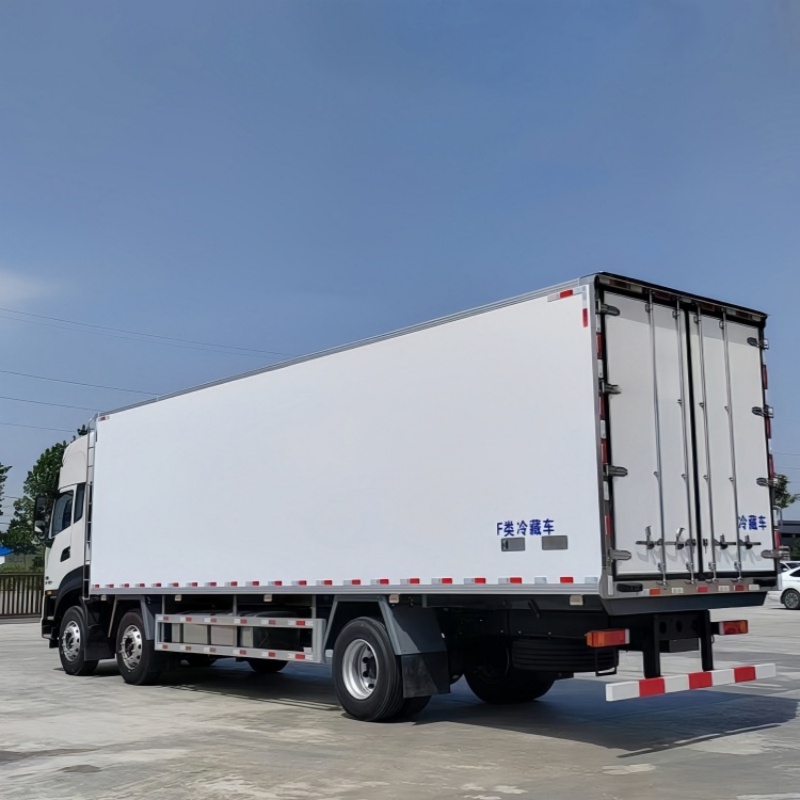 Рефрижераторный грузовик Dongfeng 6x2