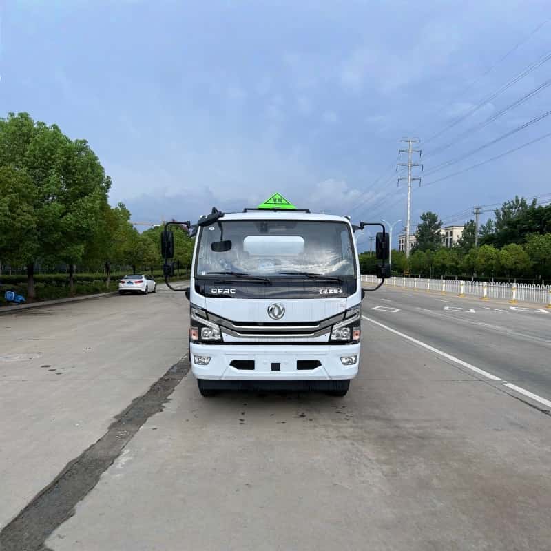 DFL 12000L  aluminum alloy fuel tank truck