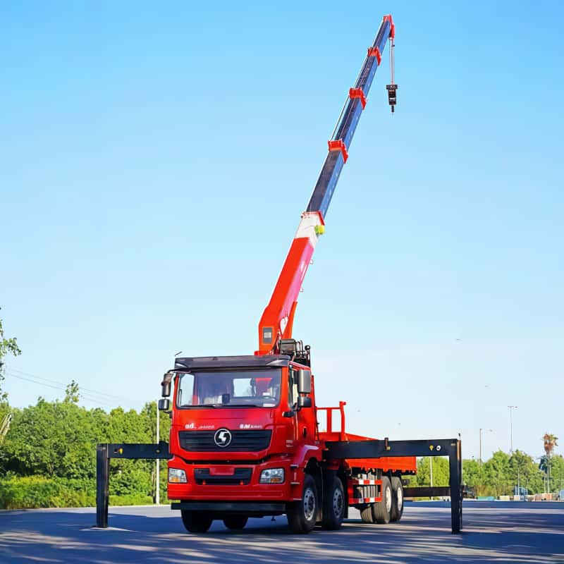 Shacman XCMG 14 Ton Truck-Mounted Crane