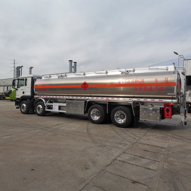 Sinotruk  26000L  Aluminum Alloy Oil Tank Truck