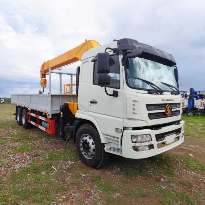 Автомобильный двухосный кран Shacman XCMG с задней подвеской 6×4