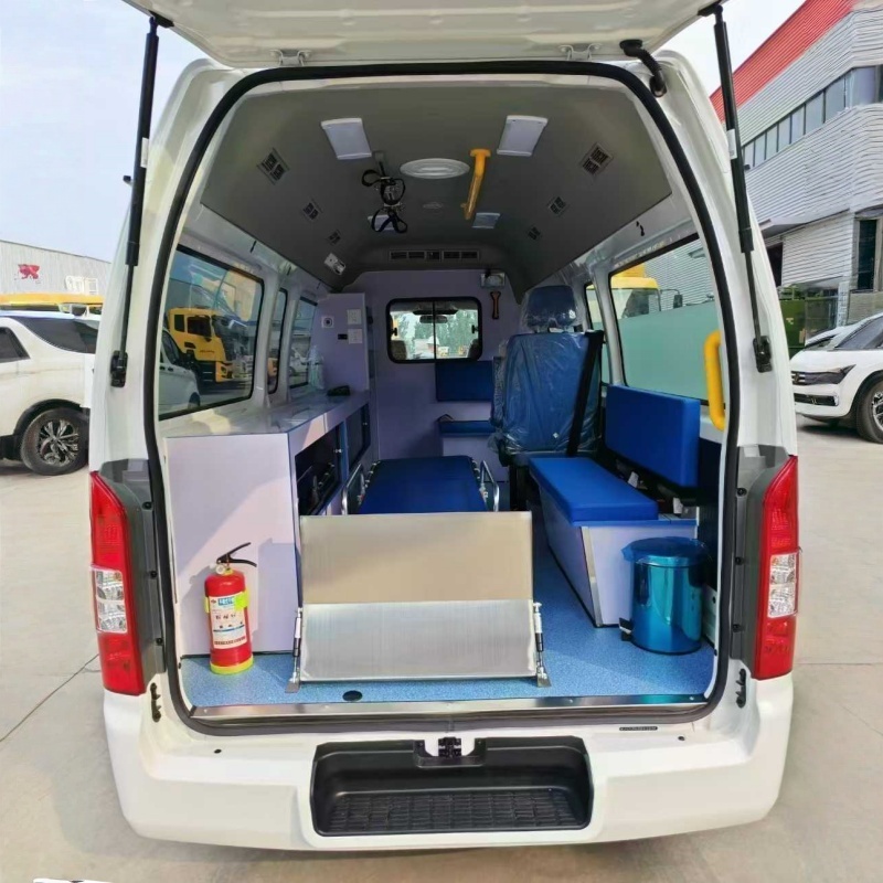 Машина скорой помощи Foton Fengjing-G7