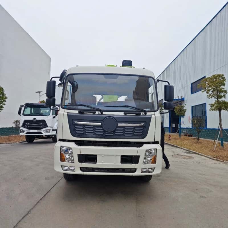 Автокран Dongfeng Tianjin грузоподъемностью 12 тонн, пятисекционная стрела.