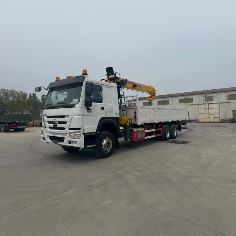 8Ton XCMG Boom Crane on HOWO 6x4 Chassis, Cargo Crane Truck for Construction Lifting