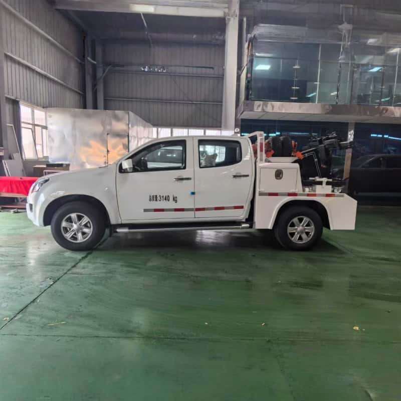 Эвакуатор Isuzu 2.5T Diesel для подземных гаражей