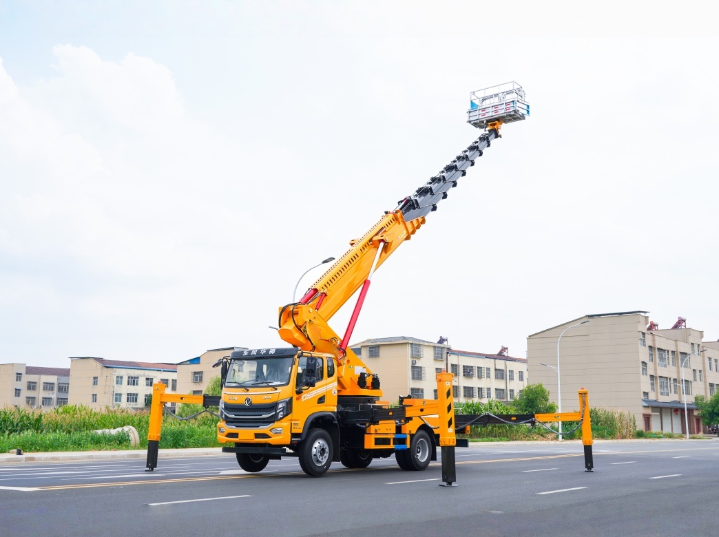 ISUZU 28m Telescopic Boom Aerial Work Platform