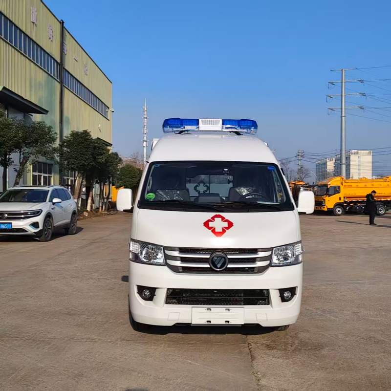 Foton View G7, длиннобазный автомобиль скорой помощи со средней крышей и возможностью переброски грузов.
