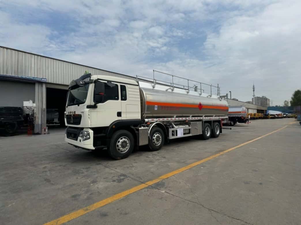 ISUZU 28m Telescopic Boom Aerial Work Platform ISUZU 28m Telescopic Boom Aerial Work Platform