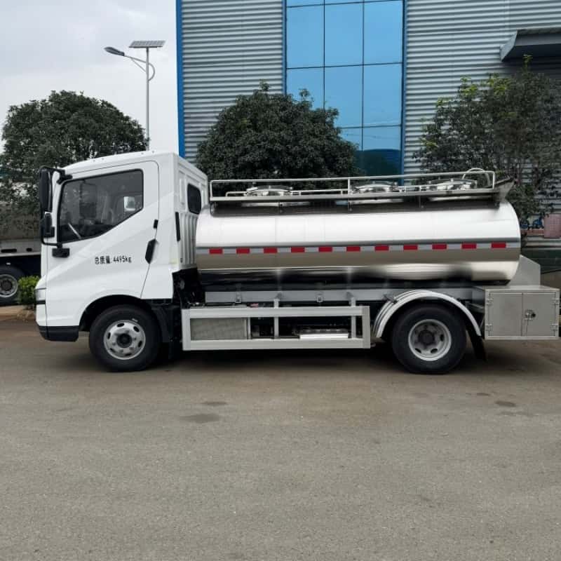 Электромобиль BYD 5000L для перевозки свежего молока