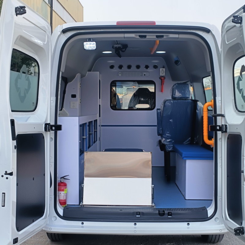 SAIC MAXUS Dana V1 pure electric ambulance