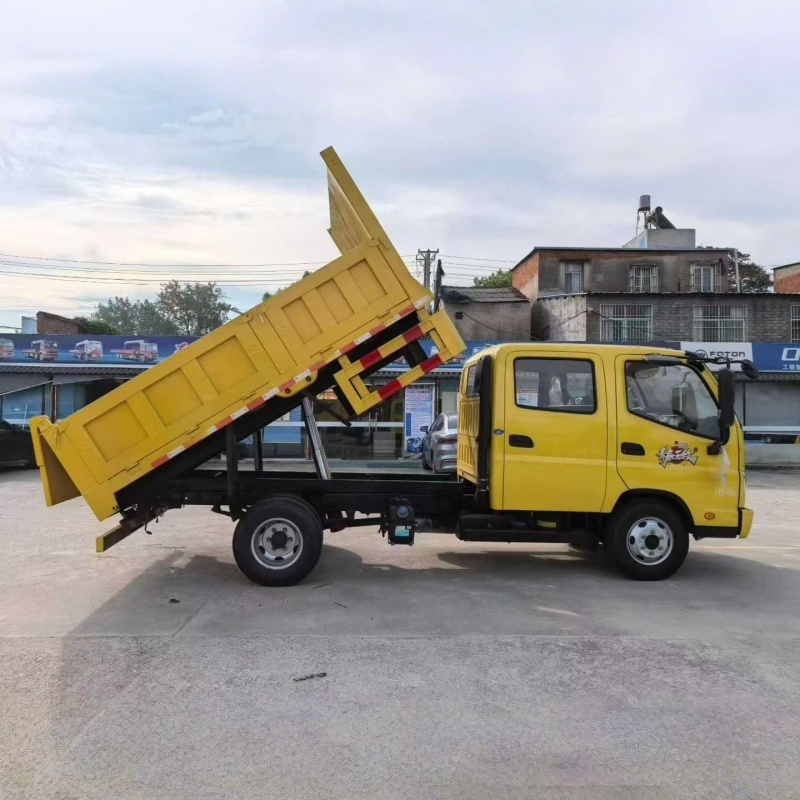 Самосвал Foton 4x2 5 тонн с двойной кабиной, легкий.