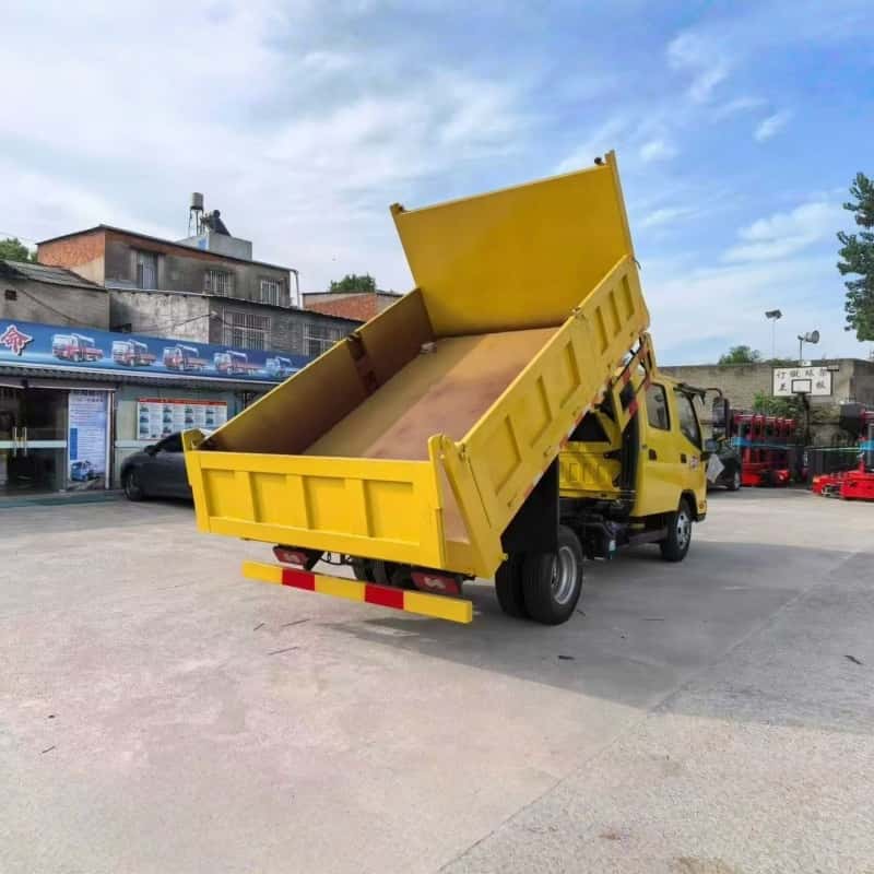 Самосвал Foton 4x2 5 тонн с двойной кабиной, легкий.