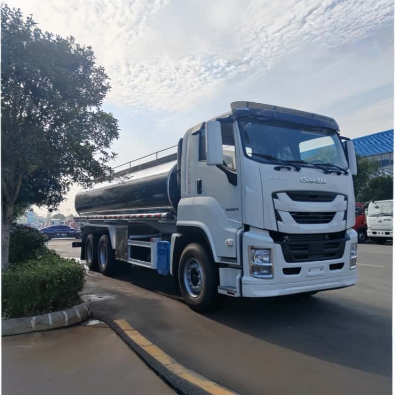 ISUZU GIGA 6x4 20000L  Food-Grade Stainless Steel Water Supply Truck