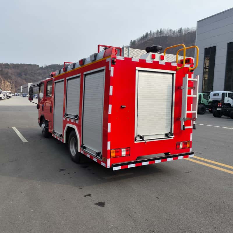 Isuzu fire truck water tender fire truck