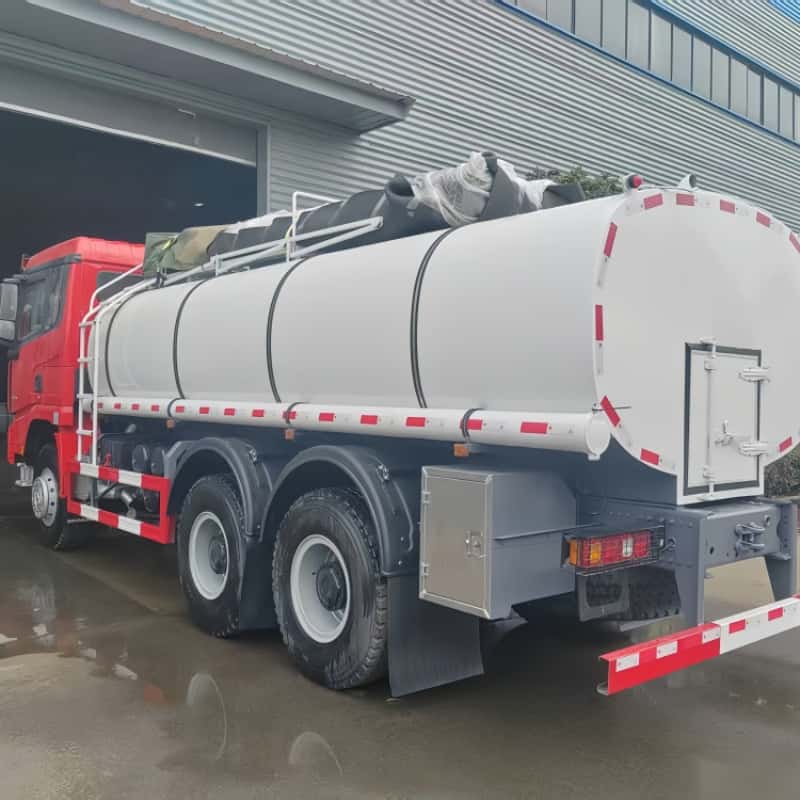 Shacman 6x4 20m³ Food-Grade Stainless Steel Water Supply Truck
