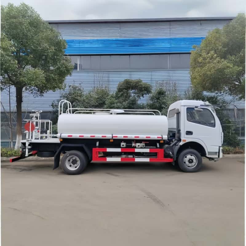 Поливочная машина Dongfeng 5000L