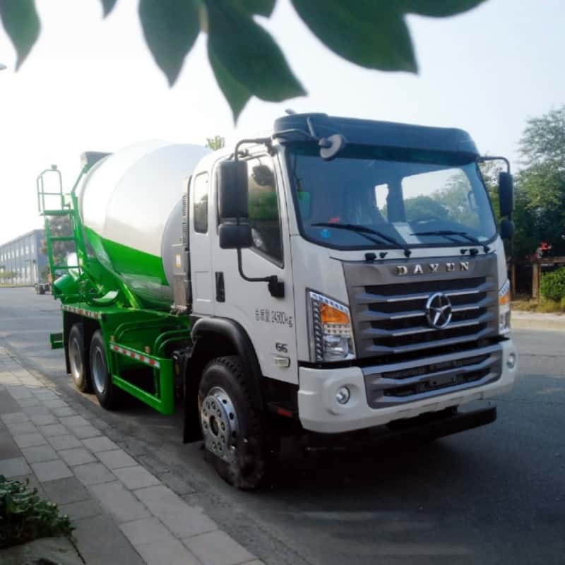 Dayun 6x4 8m³ Medium-Duty Concrete Mixer Truck