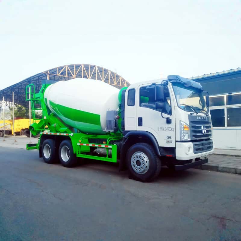 Dayun 6x4 8m³ Medium-Duty Concrete Mixer Truck