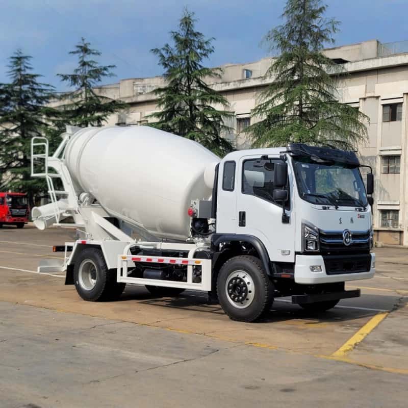 Dongfeng 4x2 4 Cubic Meter Concrete Mixer Truck