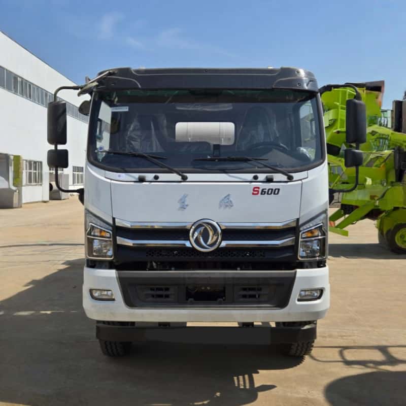 Dongfeng 4x2 4 Cubic Meter Concrete Mixer Truck