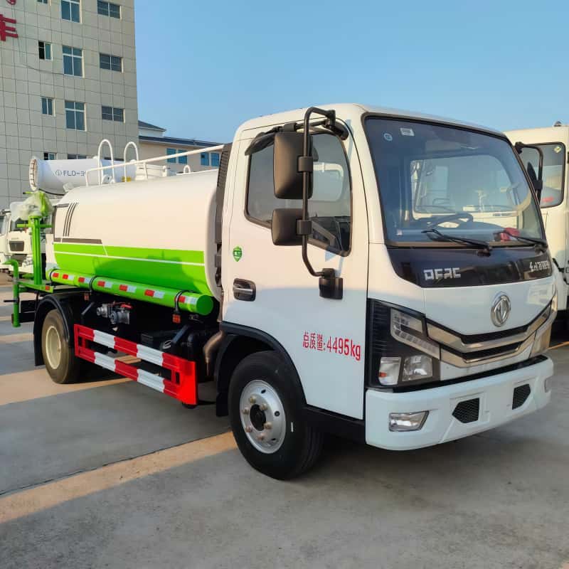 Dongfeng 5000L fog cannon sprinkler truck